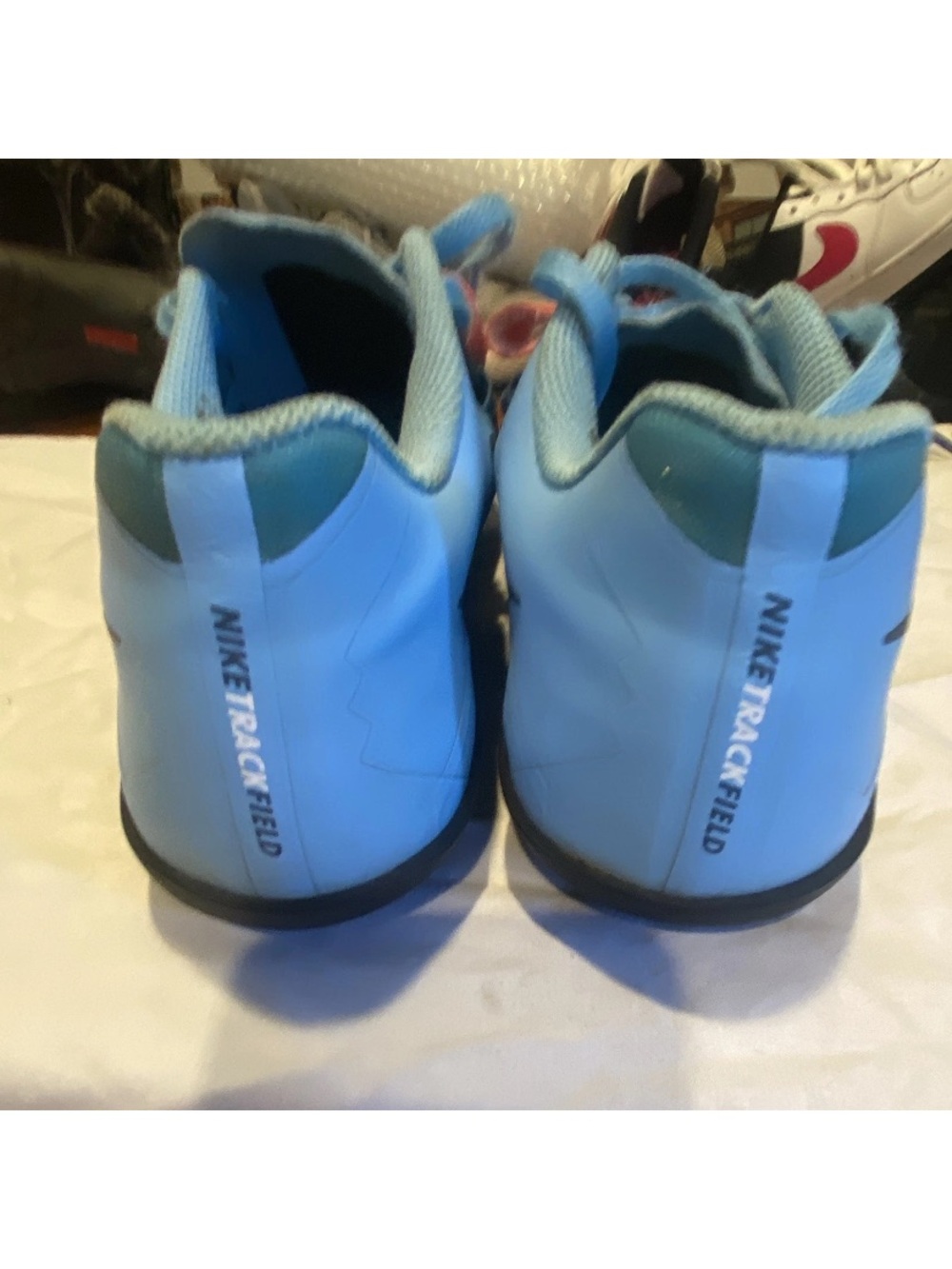 Nike Light Blue Sneakers with Neon Orange Strap - Picture 2 of 11